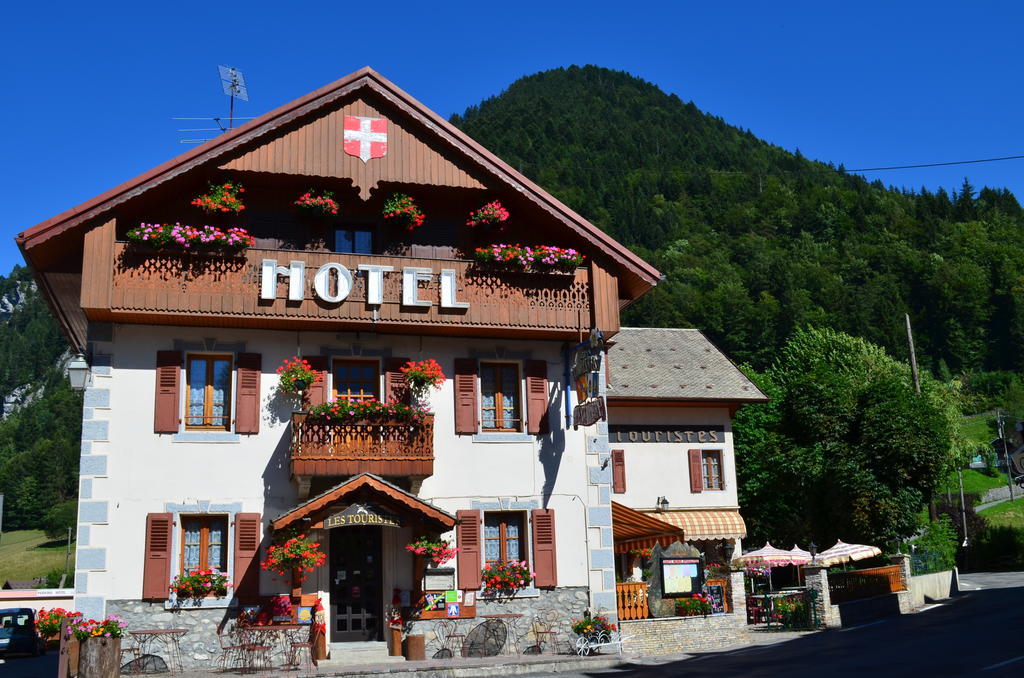 Hotel Les Touristes Abondance Exteriér fotografie