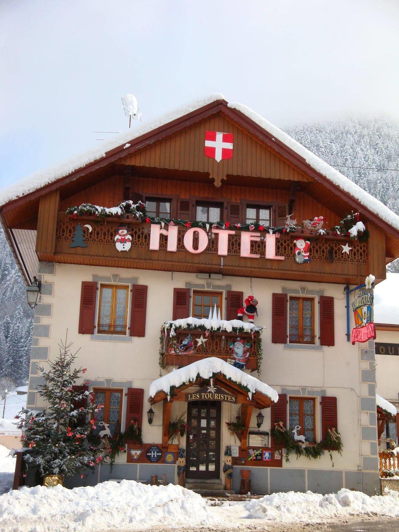 Hotel Les Touristes Abondance Exteriér fotografie